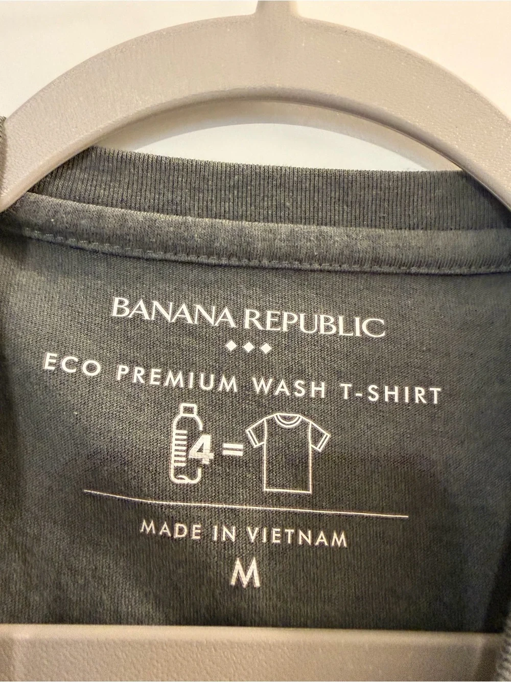 Banana Republic Olive Crew Neck Short Sleeve Tee